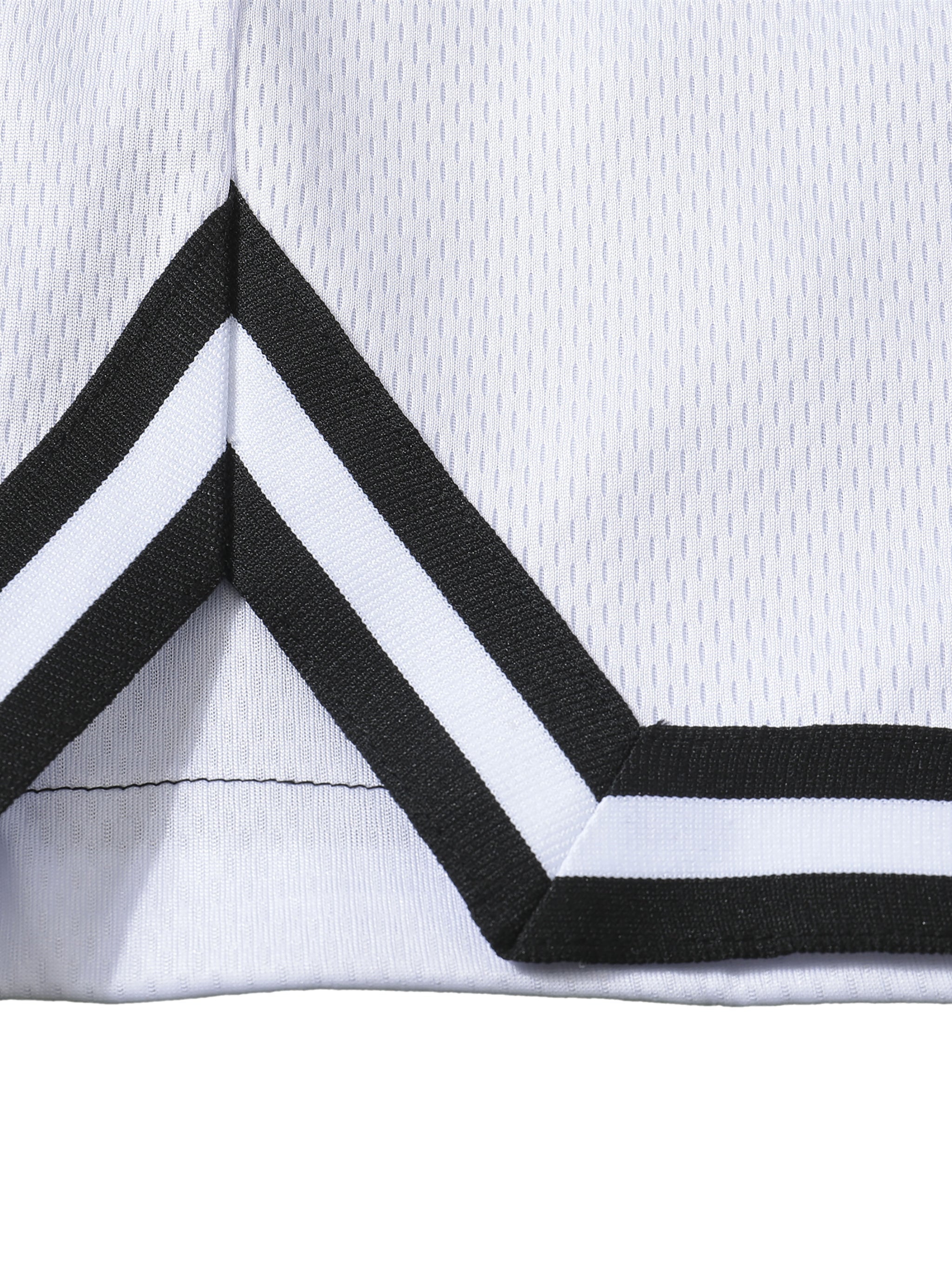 Classic Stripe Trim Shorts